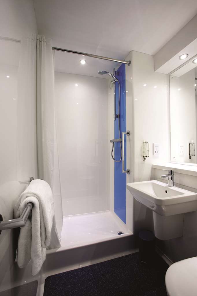 Travelodge Preston Central חדר תמונה